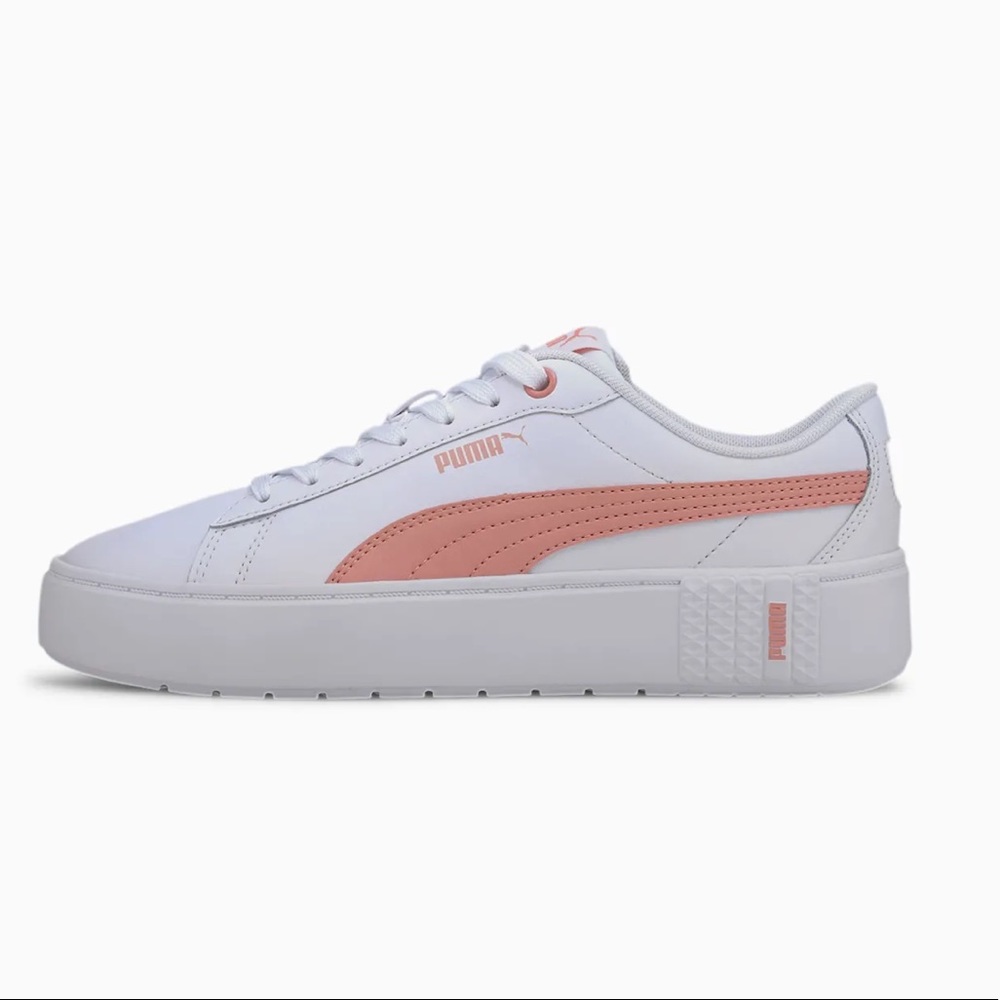 SOLD HOST PICK Puma smash platform v2 women sneakers. - Picture 1 of 5